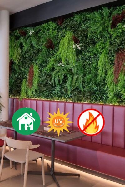 Semi -full artificial vertical garden